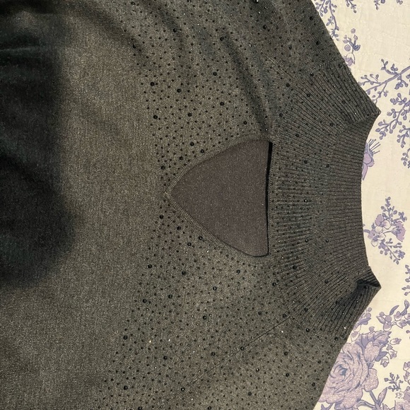 Charcoal gray, thin sweater with small beads at top and keyhole neckline. Size L - Picture 4 of 4